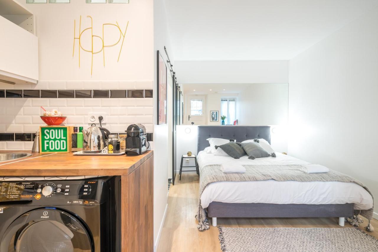 Happy Days - Eiffel Studio & Terrasse Apartment Paris Bagian luar foto