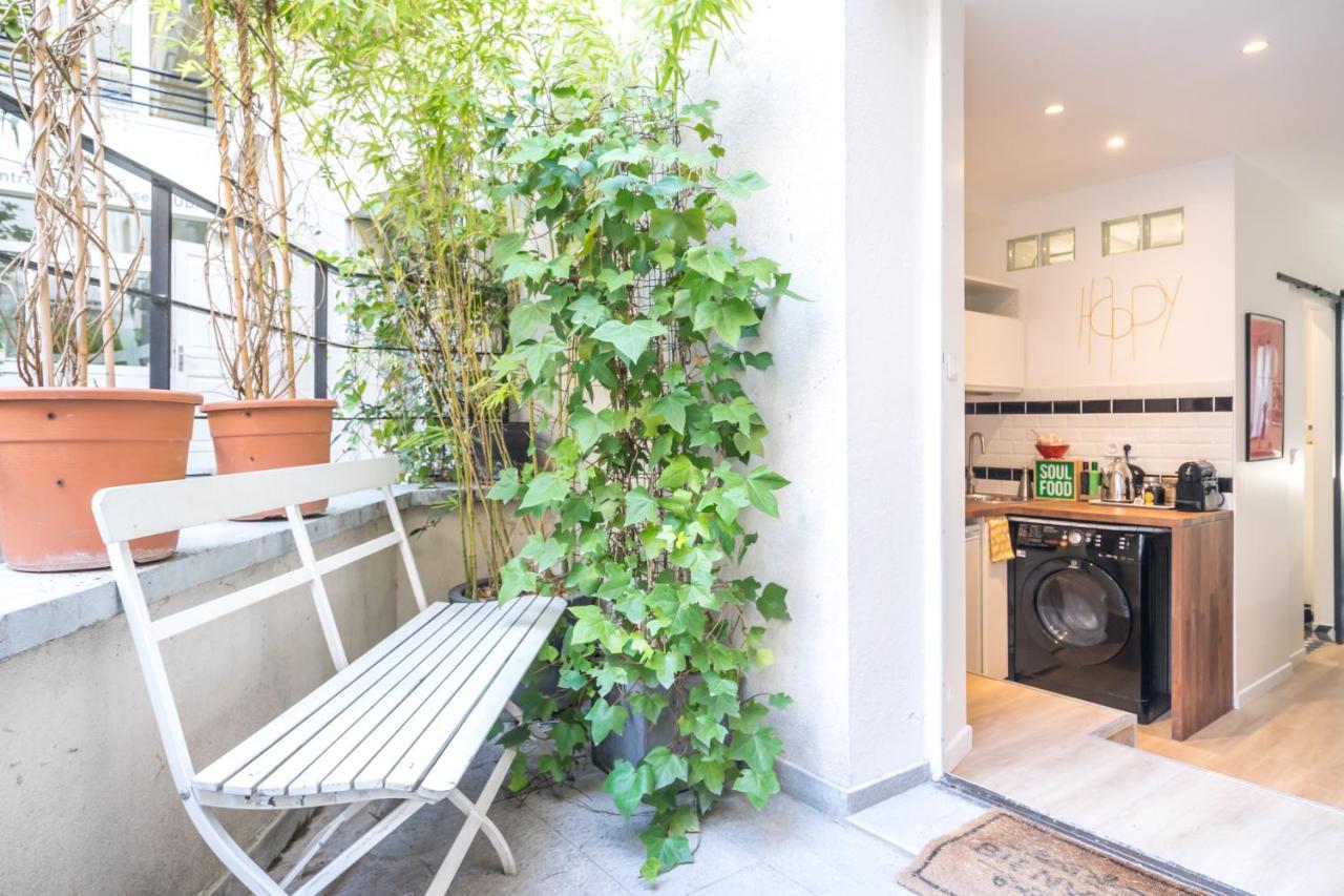Happy Days - Eiffel Studio & Terrasse Apartment Paris Bagian luar foto